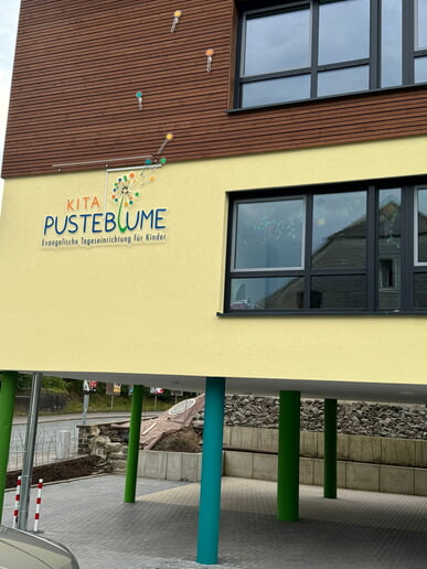 Einweihung und Jubiläum 50+1 Kita "Pusteblume"